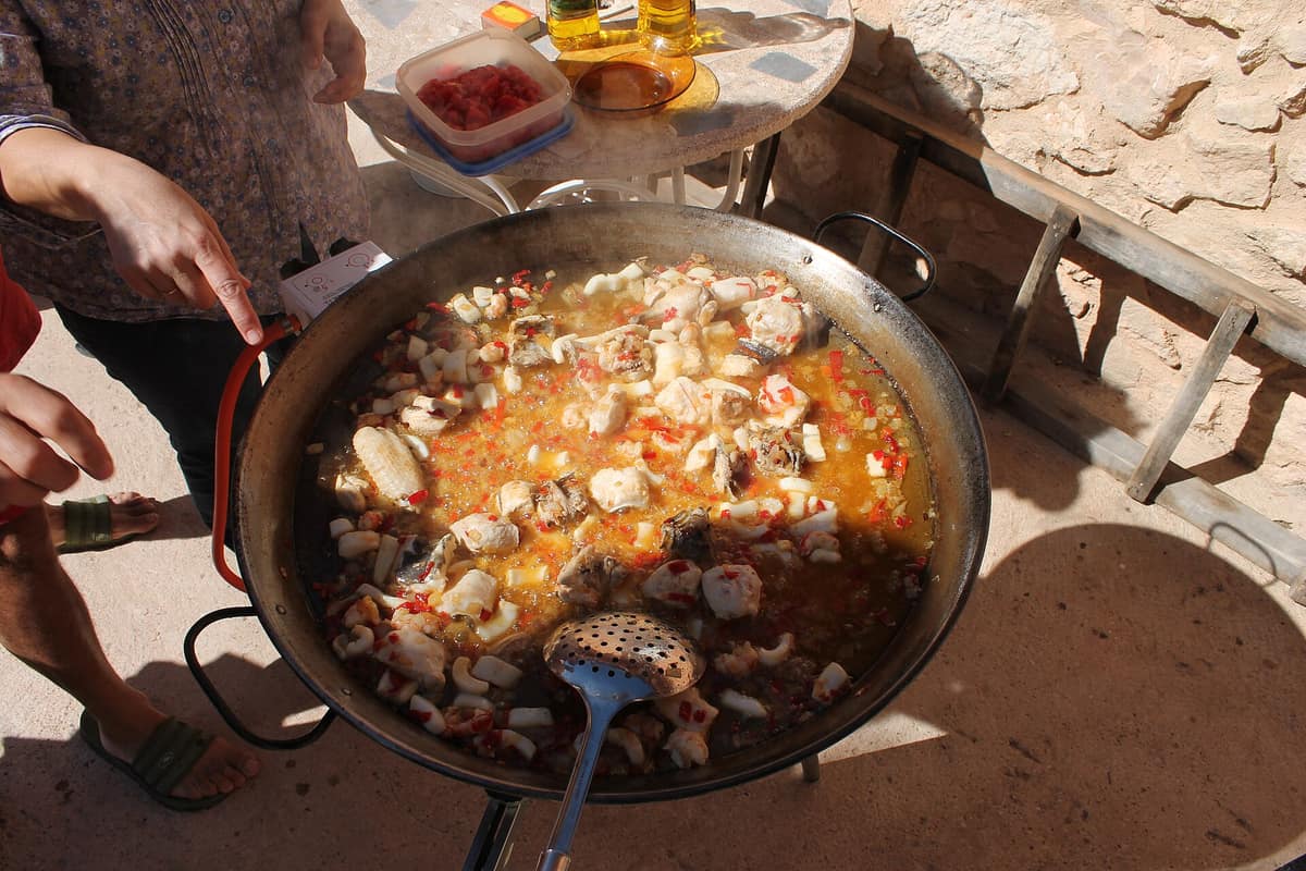 Cooking paella